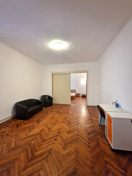 Parcul Cismigiu - Str.Victor Eftimiu - 2 camere - etaj 7/9 - 300 EUR